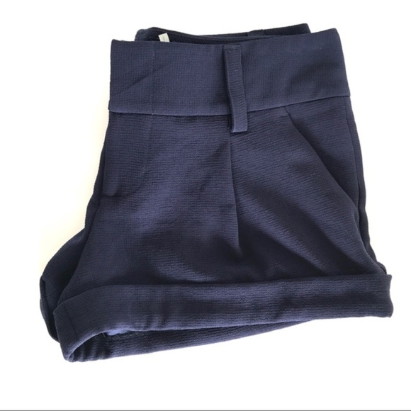 Alice + Olivia Pants - Alice + Olivia Blue Eric Cuffed Shorts Size 8 NWT